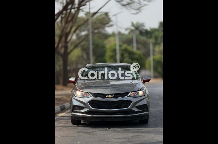 Foreign Used 2017 Chevrolet Cruze for sale in Asokoro, FCT - photo 2 of 7