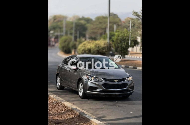 Foreign Used 2017 Chevrolet Cruze for sale in Asokoro, FCT - thumbnail 3