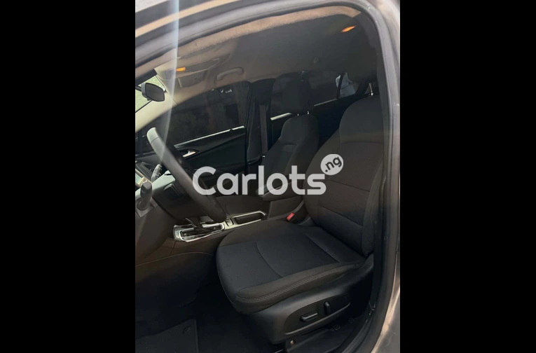 Foreign Used 2017 Chevrolet Cruze for sale in Asokoro, FCT - photo 5 of 7