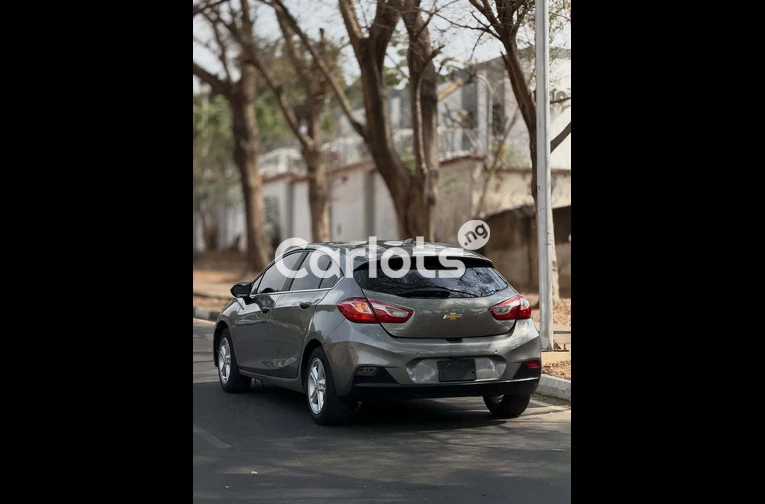 Foreign Used 2017 Chevrolet Cruze for sale in Asokoro, FCT - photo 7 of 7