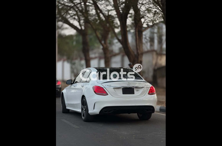 Foreign Used 2016 Mercedes-Benz C450 for sale in Asokoro, FCT - photo 7 of 7