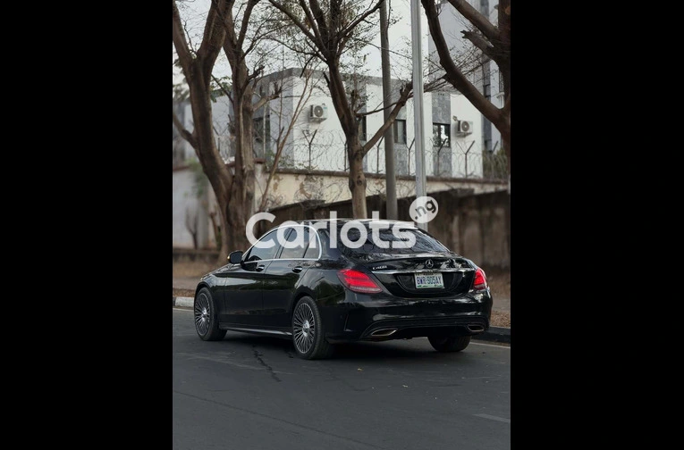 Foreign Used 2016 Mercedes-Benz C400 for sale in Asokoro, FCT - photo 7 of 7