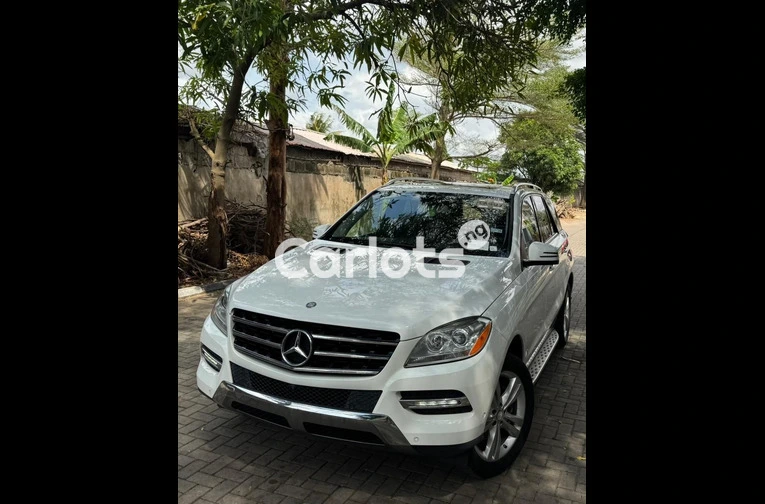 FOREIGN USED 2015 MERCEDES BENZ ML350 WITH 360CAM for sale in Amuwo Odofin, Lagos - photo 1 of 7