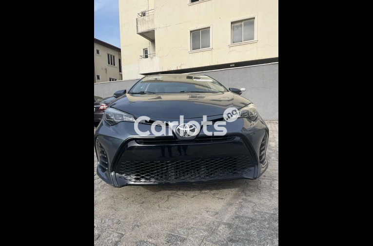 UNREGISTERED 2019 TOYOTA COROLLA SE