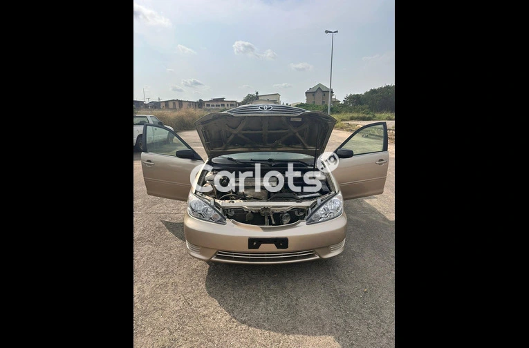 Cheap Toyota Camry 2006 Model