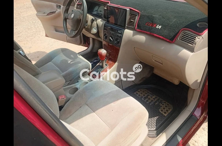 2004 Toyota Corolla - 5/6