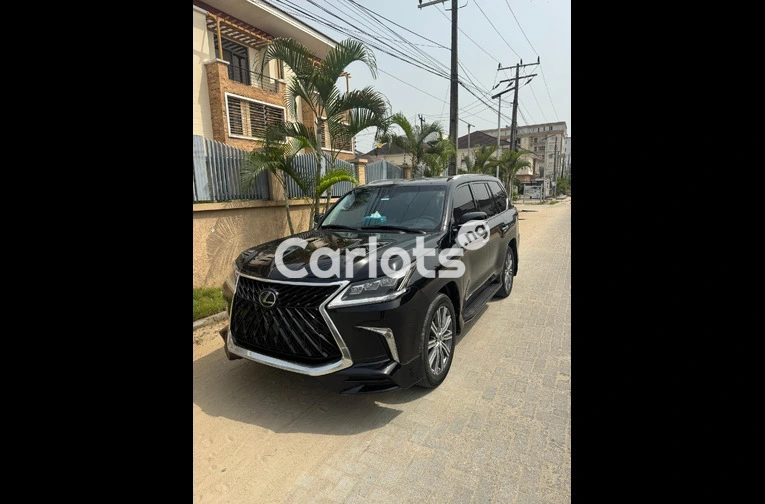 2016 Lexus LX570 Sport - 1/5
