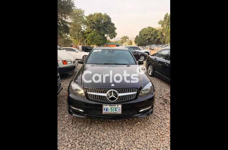 2010 Mercedes Benz C350 for sale in Garki, FCT - photo 1 of 4