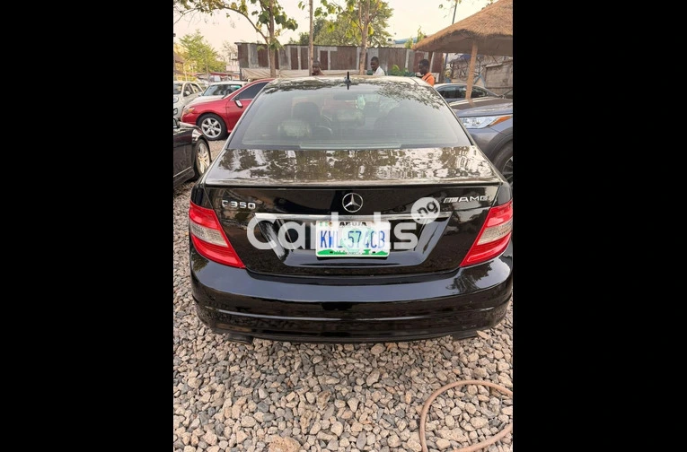 2010 Mercedes Benz C350 - 4/4