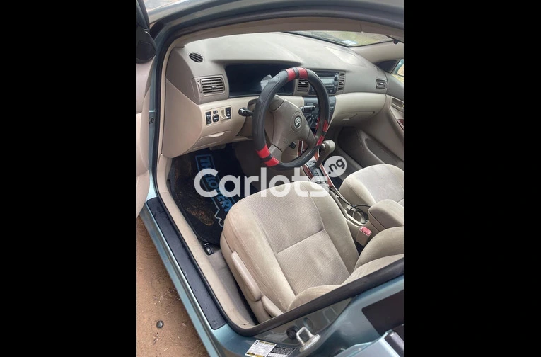 TOKUNBO 2005 TOYOTA COROLLA LE(ACCIDENT FREE) for sale in Ikotun, Lagos - photo 2 of 7
