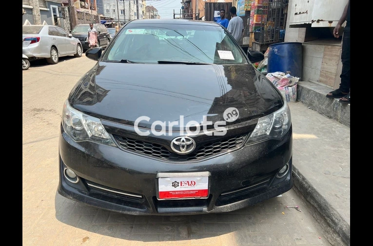 FOREIGN USED 2014 TOYOTA CAMRY XLE(ACCIDENT FREE) - 1/6