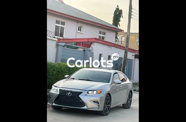 2013 Foreign Lexus ES350 - 1/6