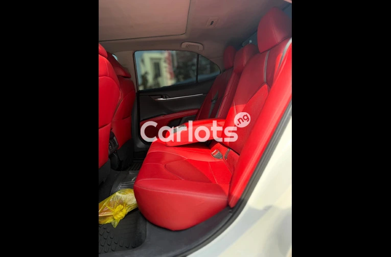 Nigerian used 2019 Toyota Camry XSE for sale in Abuja, FCT - photo 3 of 7