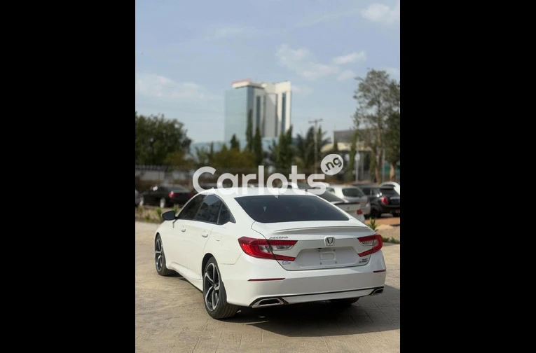 Foreign used 2018 Honda Accord Sport for sale in Abuja, FCT - photo 2 of 7