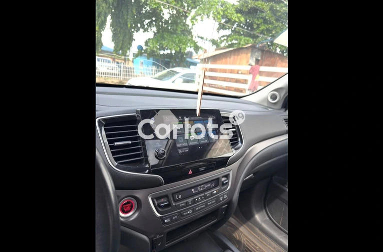 Foreign Used 2021 Honda Pilot Ex-L for sale in Alimosho, Lagos - thumbnail 7