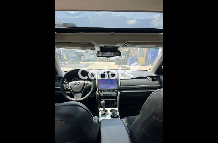 Foreign Used Extremely cleaned 2013 Toyota Camry for sale in Victoria Island, Lagos - photo 7 of 7