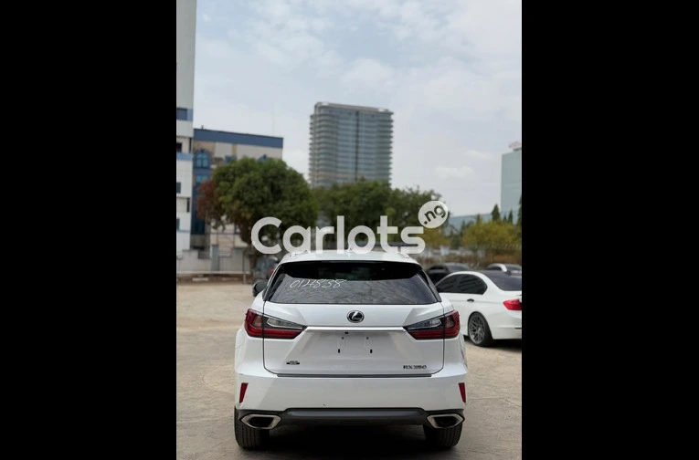Foreign used 2016 Lexus Rx350 - 2/7