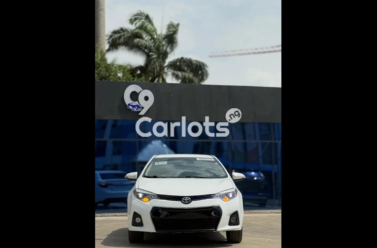 Foreign used 2015 Toyota Corolla X250 for sale in Abuja, FCT - thumbnail 6