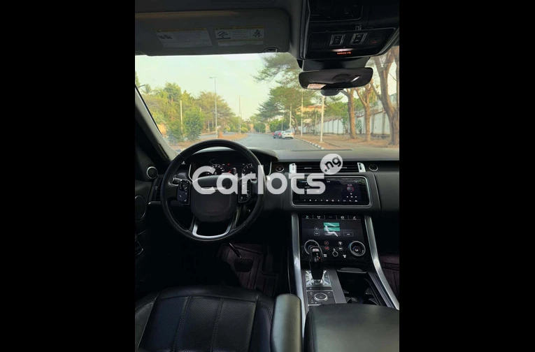 Foreign Used 2020 RANGE ROVER HSE FULL OPTION for sale in Asokoro, FCT - photo 4 of 7