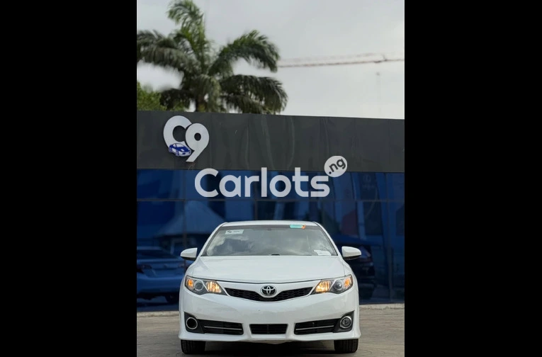 Foreign used 2014 Toyota Camry SE for sale in Abuja, FCT - thumbnail 6