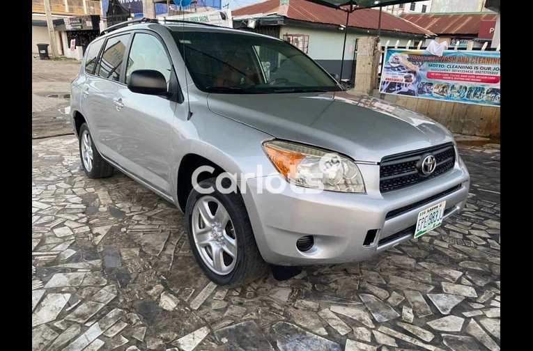 Foreign Used 2008 Toyota RAV4 for sale in Victoria Island, Lagos - photo 3 of 7