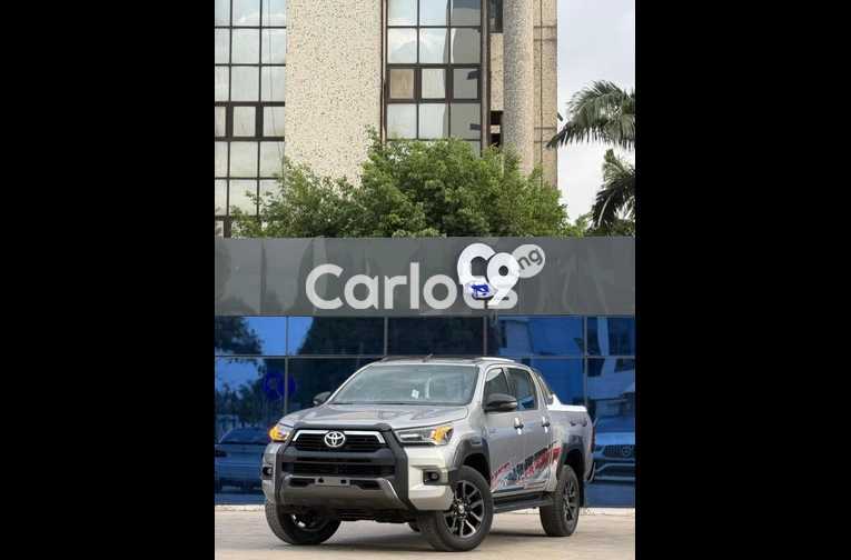 Foreign used Toyota Hilux Adventure 2021 for sale in Abuja, FCT - photo 7 of 7