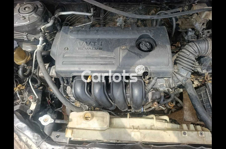 Toyota Corolla 2006 model - 3/5