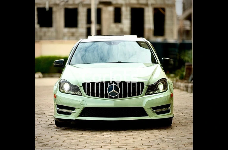 FOREIGN USED 2014 MERCEDES BENZ C300 AMG TRIM for sale in Abuja, FCT - thumbnail 2