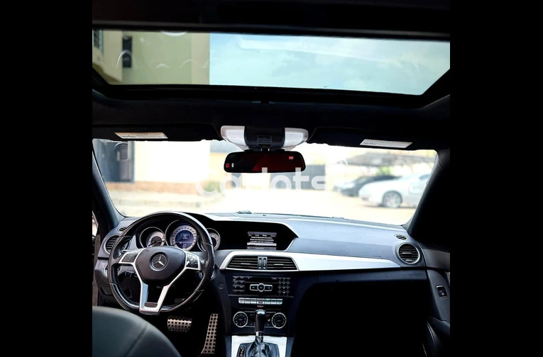 FOREIGN USED 2014 MERCEDES BENZ C300 AMG TRIM for sale in Abuja, FCT - photo 4 of 7