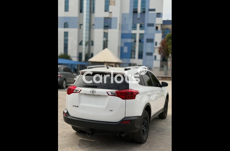 Foreign used 2013 Toyota RAV4 LE - 1/7
