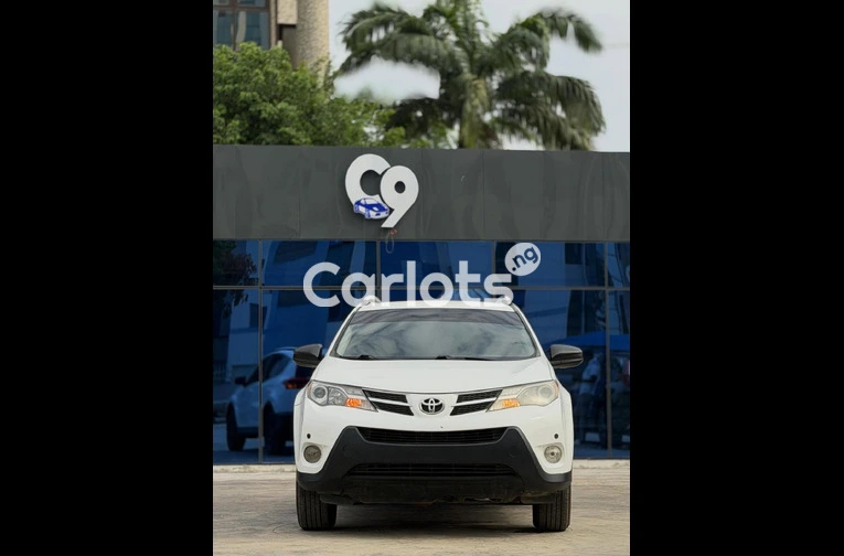 Foreign used 2013 Toyota RAV4 LE for sale in Abuja, FCT - photo 6 of 7