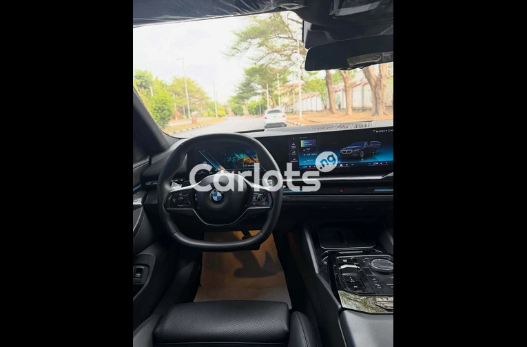 Foreign Used 2024 BMW 5 Series for sale in Asokoro, FCT - thumbnail 4