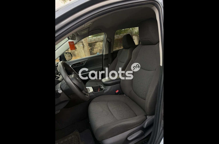 Toyota RAV4 2023 for sale in Asokoro, FCT - thumbnail 6