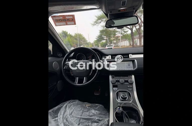 RANGE ROVER EVOQUE FOREIGN USED for sale in Asokoro, FCT - thumbnail 4