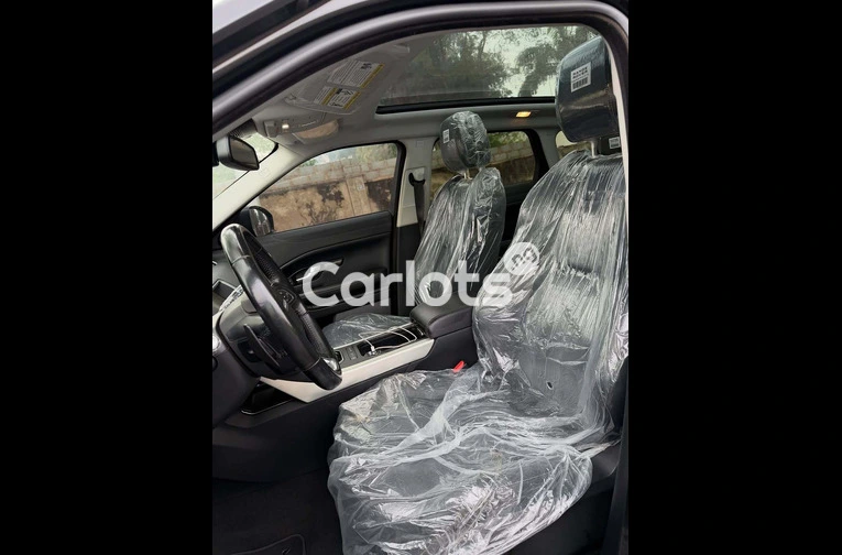 RANGE ROVER EVOQUE FOREIGN USED for sale in Asokoro, FCT - thumbnail 6