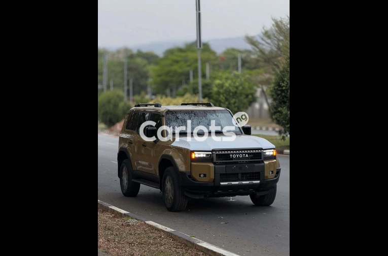 BRAND NEW 2025 TOYOTA LAND CRUISER – ZERO MILEAGE, FULL OPTION for sale in Asokoro, FCT - thumbnail 3