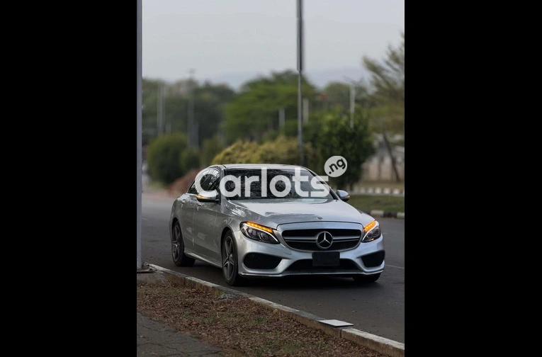Foreign Used 2015 MERCEDES-BENZ C400 for sale in Asokoro, FCT - photo 3 of 7