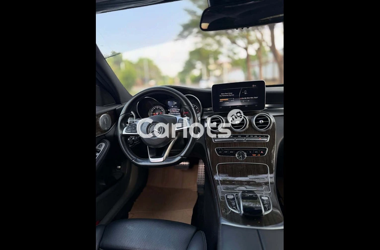Foreign Used 2015 MERCEDES-BENZ C400 for sale in Asokoro, FCT - thumbnail 4