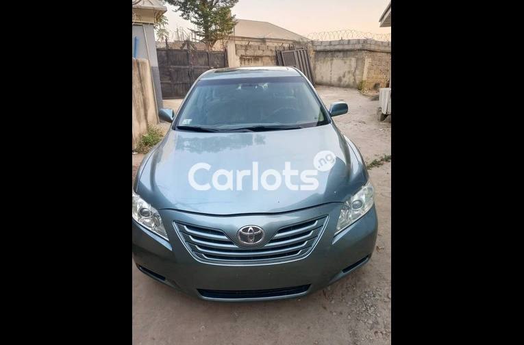 Toyota Camry 2008 - 1/5