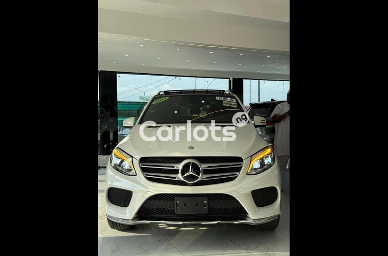 2017 Mercedes Benz GLE350 - 1/7