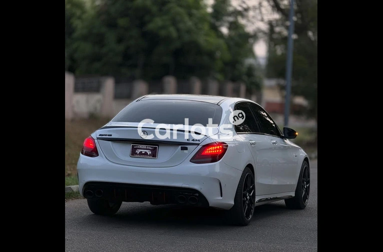 FOREIGN USED 2021 MERCEDES BENZ C43 AMG for sale in Abuja, FCT - thumbnail 6