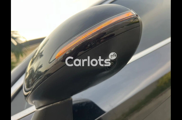 Foreign Used 2020 Hyundai Sonata Limited for sale in Lagos - thumbnail 7