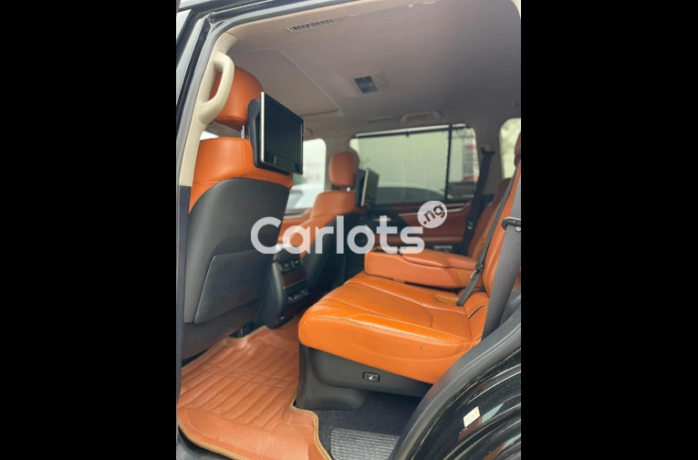 2016 Lexus LX570 for sale in Abuja, FCT - photo 4 of 5