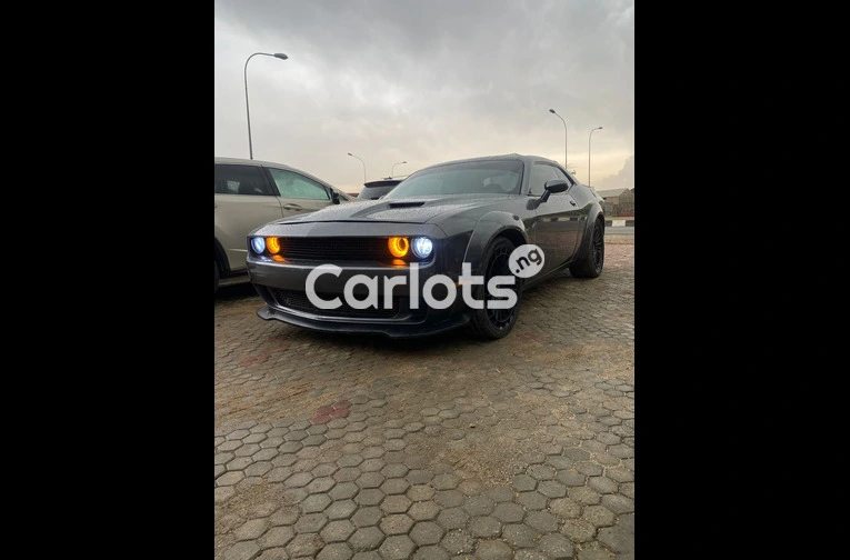 Foreign Used 2020 Dodge Challenger for sale in Abuja, FCT - thumbnail 4