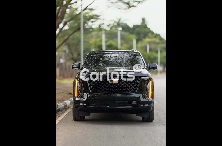 2025 Cadillac Escalade 600 FOREIGN USED for sale in Asokoro, FCT - photo 2 of 7