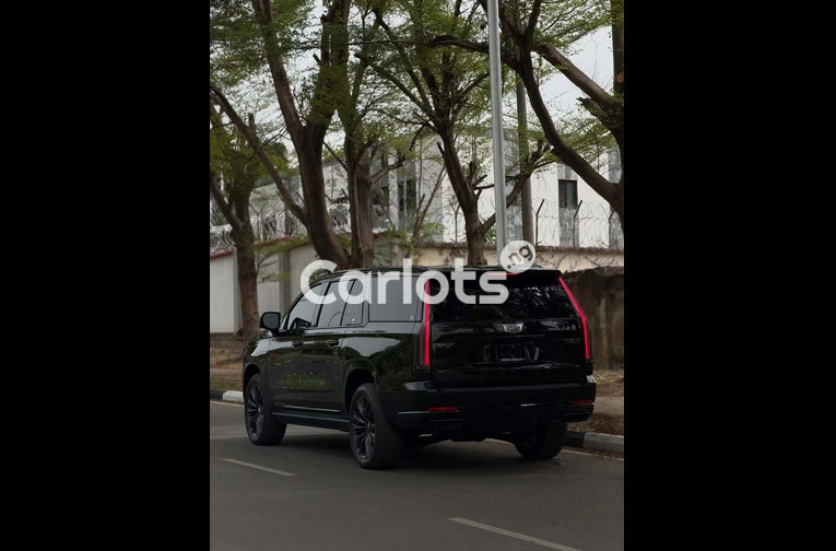 2025 Cadillac Escalade 600 FOREIGN USED for sale in Asokoro, FCT - thumbnail 7