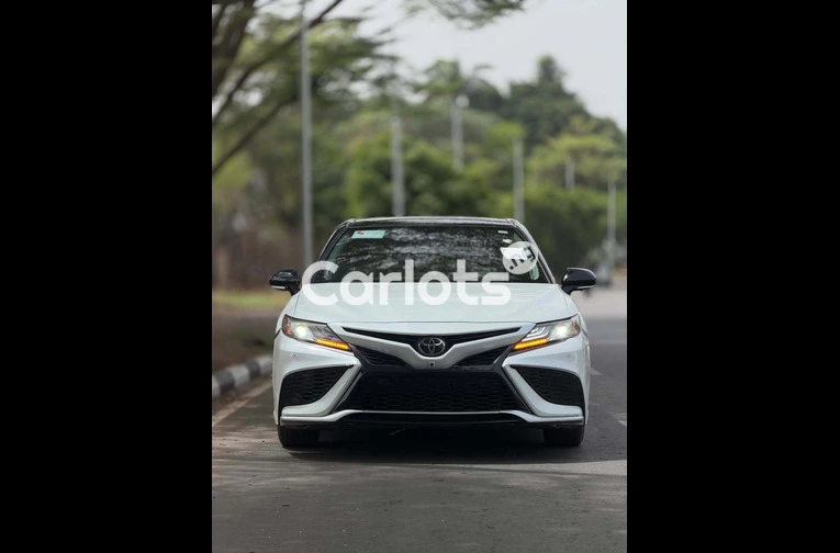 Toyota Camry 2021 TOKUNBO for sale in Asokoro, FCT - photo 2 of 7
