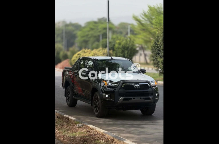 BRAND NEW 2025 TOYOTA HILUX ADVENTURE V6 – 0KM for sale in Asokoro, FCT - photo 3 of 7
