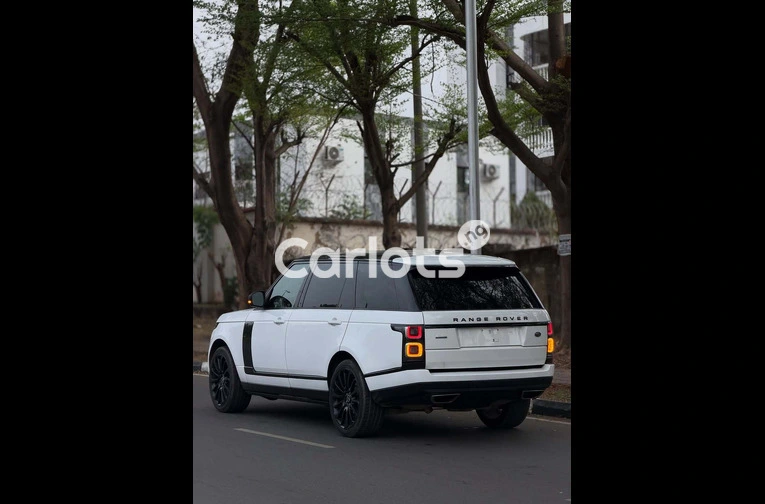 2021 TOYOTA CAMRY SE HYBRID - 7/7