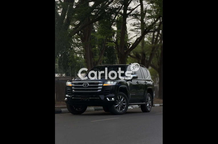 2025 TOYOTA LAND CRUISER BULLETPROOF
